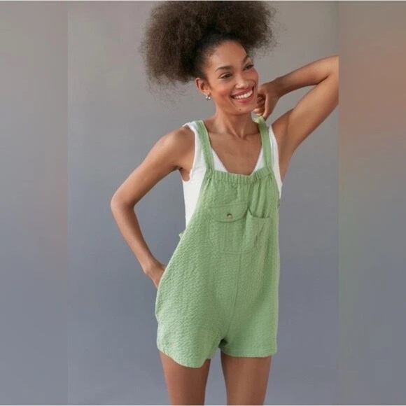 Urban Outfitters Pants - Urban Outfitters Romper Shorts Cotton Linen Blend Green Overalls Pockets XS